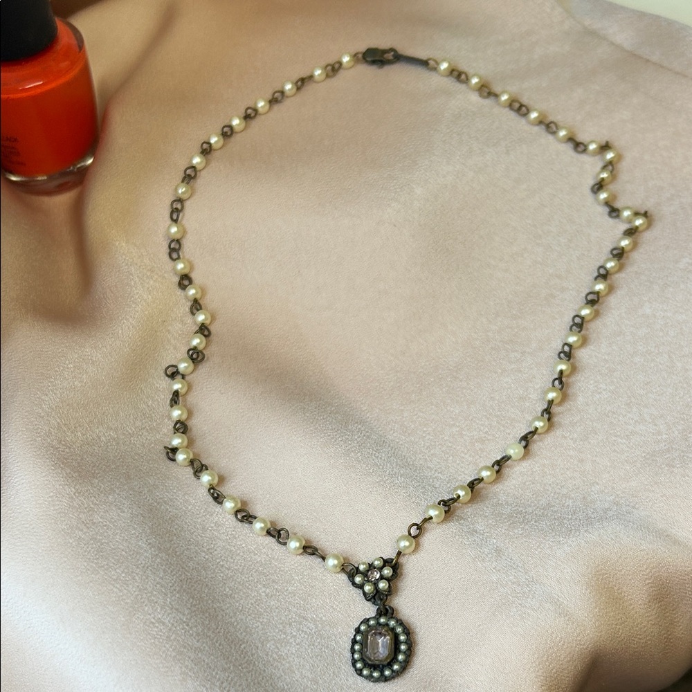 Classic Pearl and Hematite Pendant Necklace - White Pearls